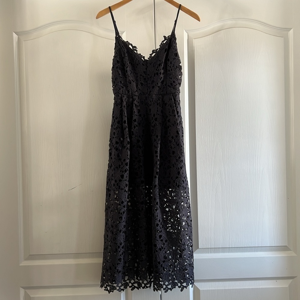 Astr Navy Blue Lace Midi Dress - Picture 4 of 10